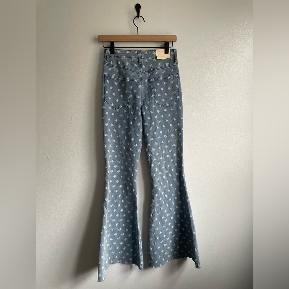 Altar’d State Star Power Flare Jeans Wide Leg - Picture 4 of 6